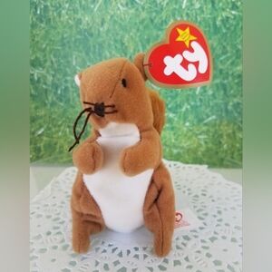 Nuts the Squirrel - TY Teenie Beanie  Baby